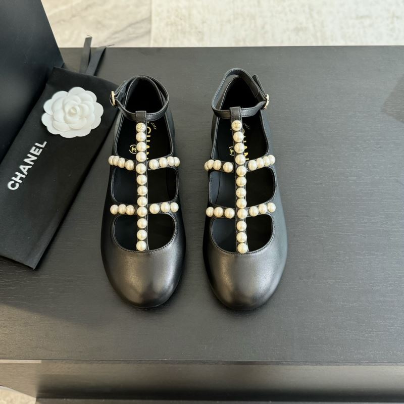 Chanel Low Shoes